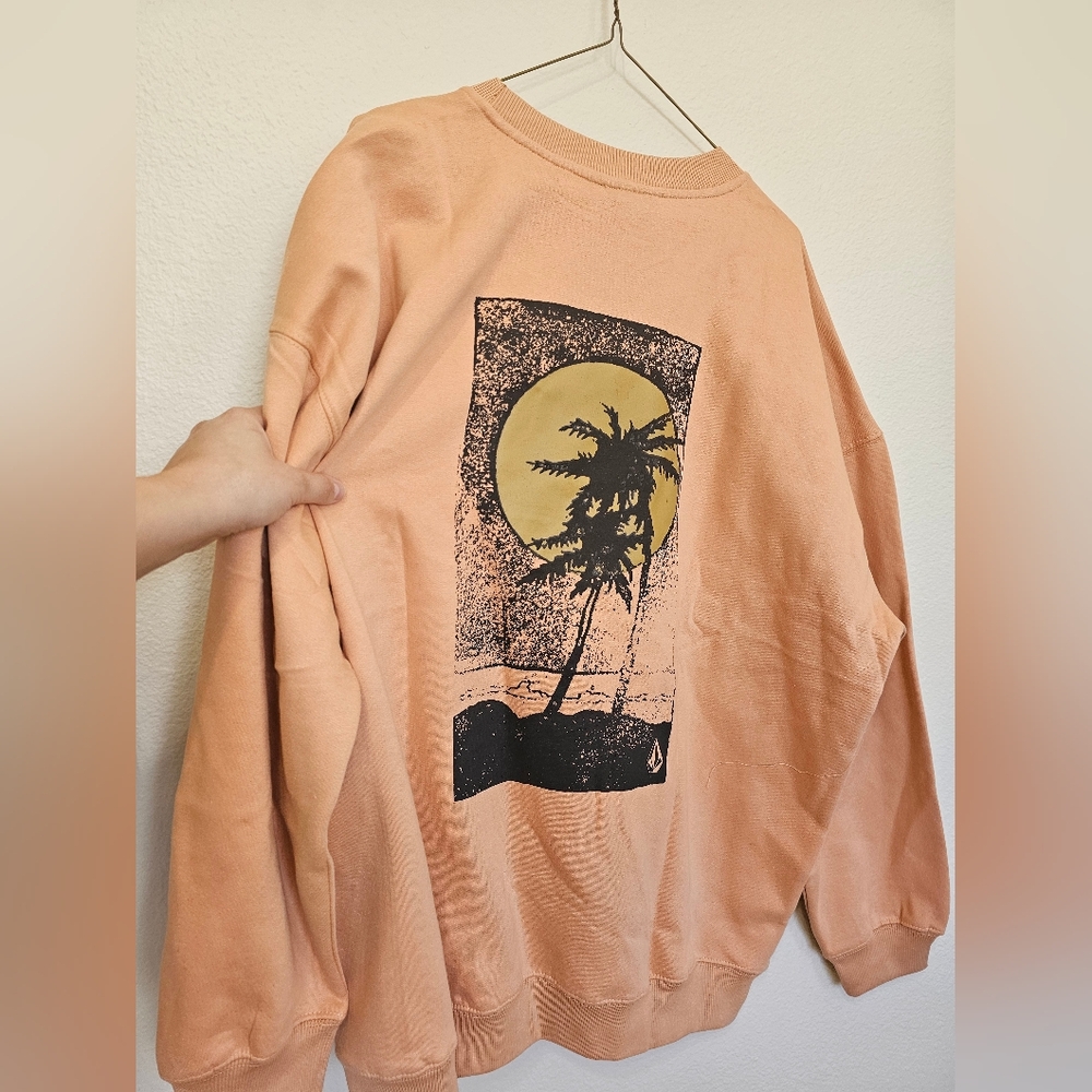 Volcom Brand Womens Sweat Shirt Orange Volcom pull over sweat shirt- NWT